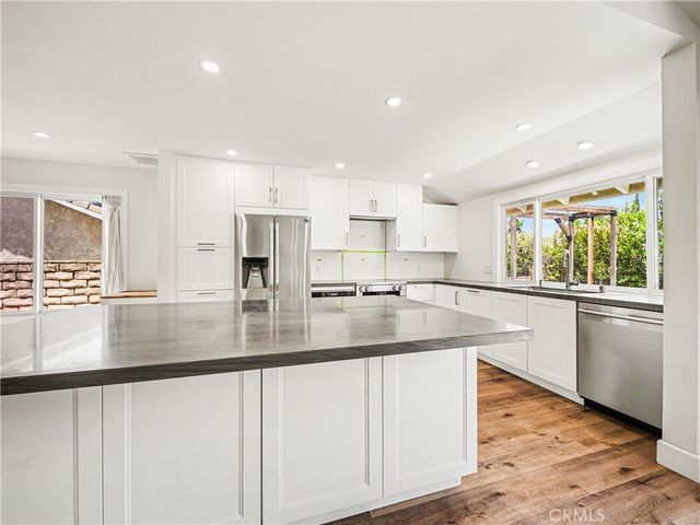 28817 Barragan, Agoura Hills, CA 91301