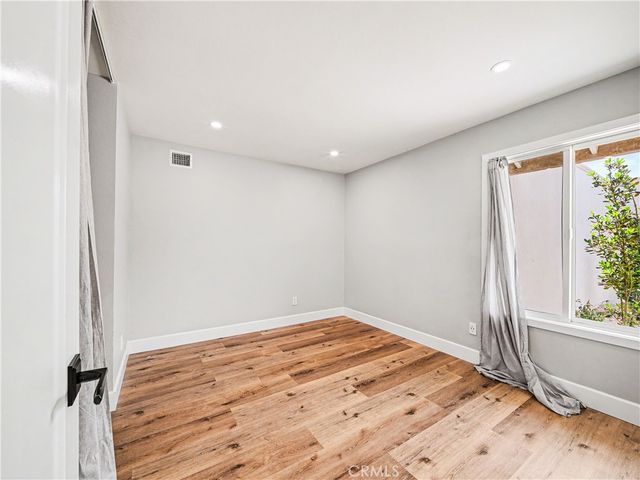 28817 Barragan, Agoura Hills, CA 91301