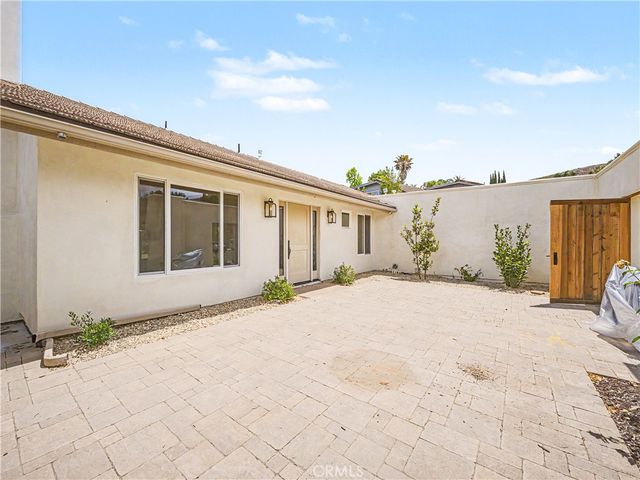 28817 Barragan, Agoura Hills, CA 91301
