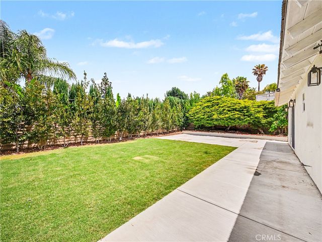28817 Barragan, Agoura Hills, CA 91301