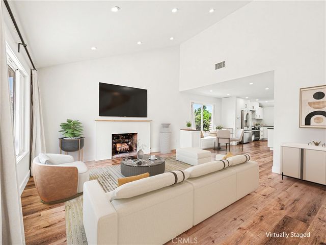 28817 Barragan, Agoura Hills, CA 91301