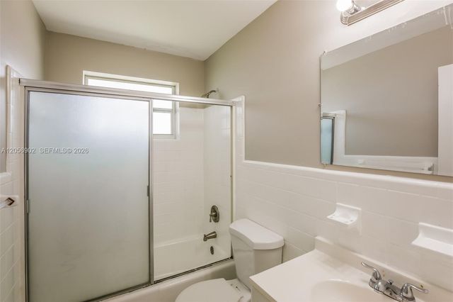 7171 SW 10th Court, Pembroke Pines, FL 33023