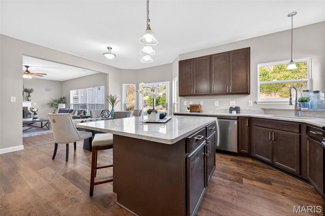 2276 Appaloosa Trail, High Ridge, MO 63049