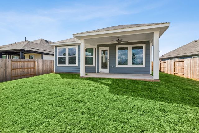 505 Brook Terrance Lane, Willis, TX 77378