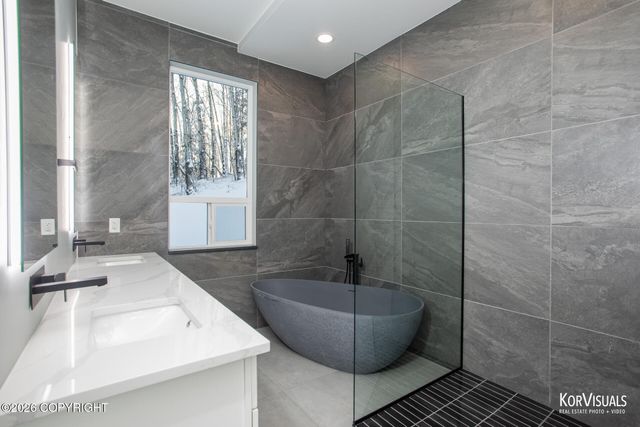 3407 W Charlies Ridge Drive, Wasilla, AK 99623