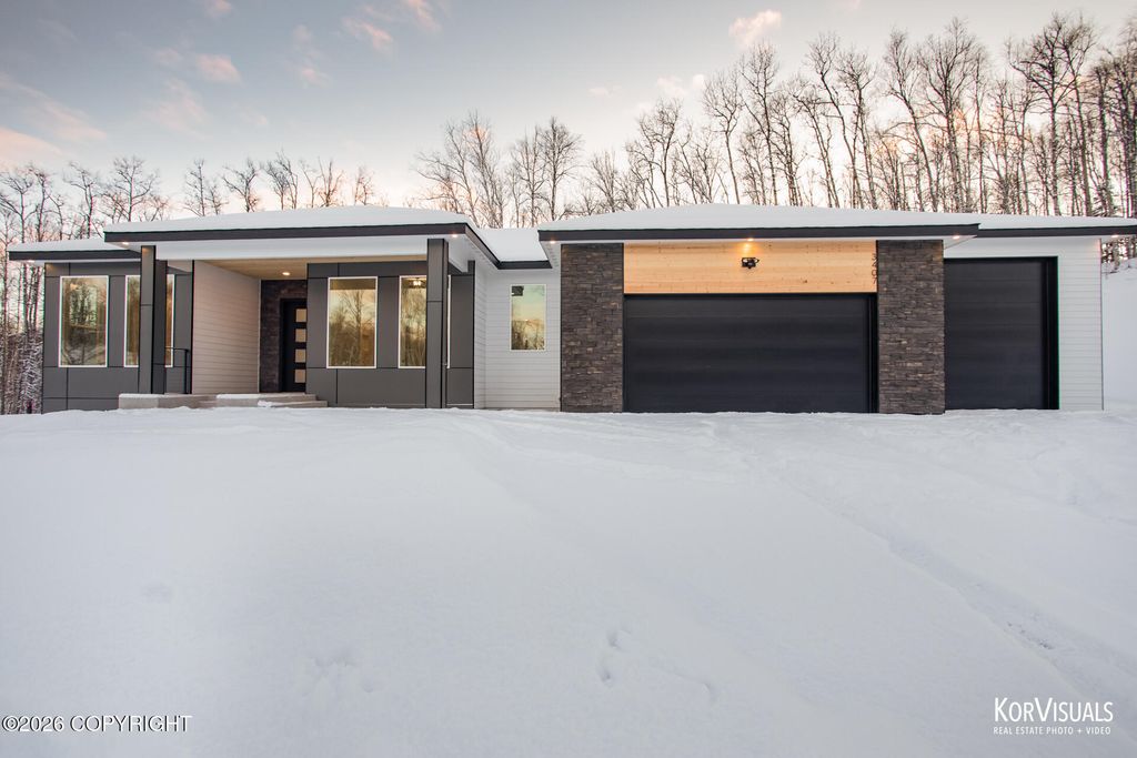 3407 W Charlies Ridge Drive, Wasilla, AK 99623