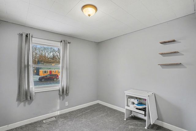 207 Seabury Road, Bolingbrook, IL 60440