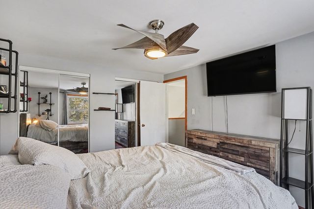 207 Seabury Road, Bolingbrook, IL 60440