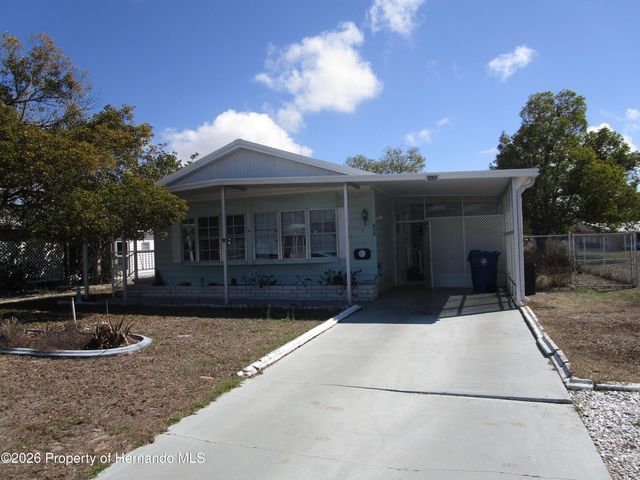 8430 Moonlight Avenue 3, Brooksville, FL 34613