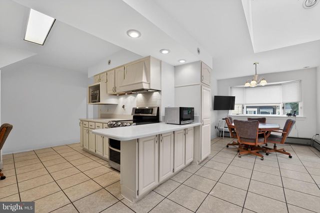 1519 PARK GROVE AVE, Baltimore, MD 21228