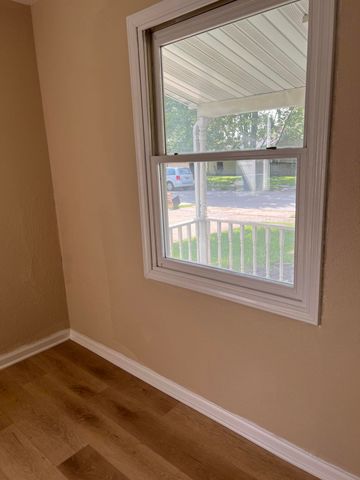 7717 Chestnut Avenue, Hammond, IN 46324