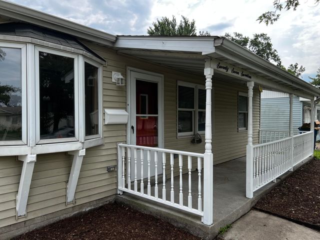 7717 Chestnut Avenue, Hammond, IN 46324