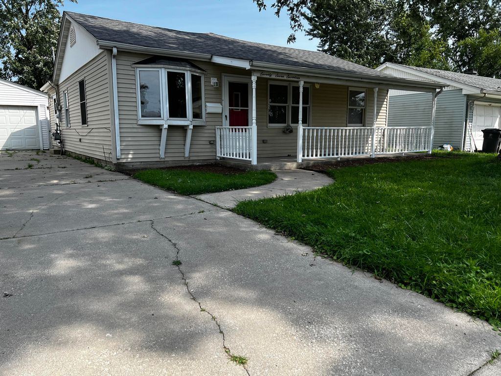 7717 Chestnut Avenue, Hammond, IN 46324