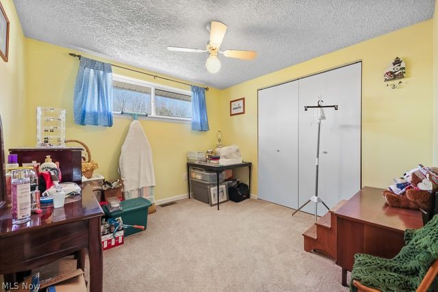 10684 Dot Avenue NE, Alliance, OH 44601