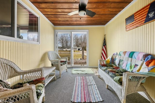 10684 Dot Avenue NE, Alliance, OH 44601