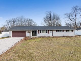 10684 Dot Avenue NE, Alliance, OH 44601