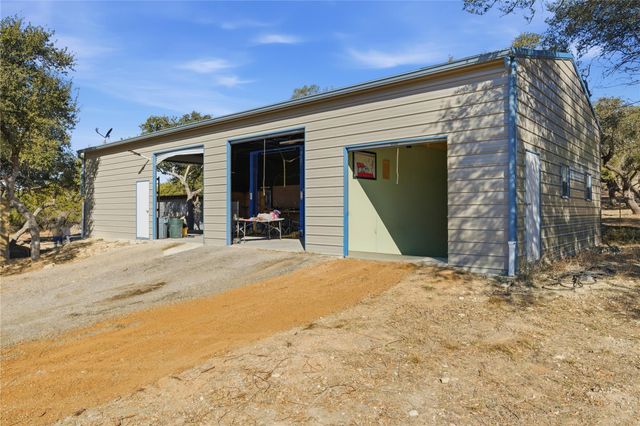 418 Polvado, Round Mountain, TX 78663