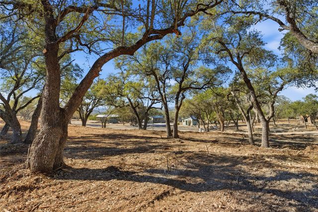 418 Polvado, Round Mountain, TX 78663