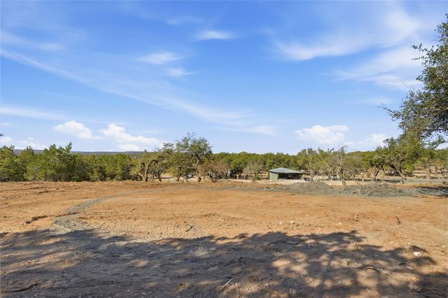 418 Polvado, Round Mountain, TX 78663