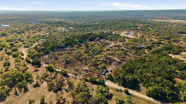 418 Polvado, Round Mountain, TX 78663