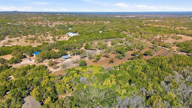 418 Polvado, Round Mountain, TX 78663