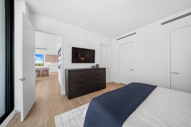305 Briny Avenue 301, Pompano Beach, FL 33062