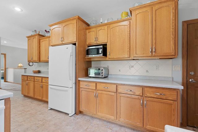1374 ANGELS PATH, De Pere, WI 54115