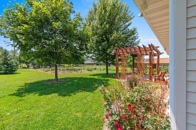 1374 ANGELS PATH, De Pere, WI 54115