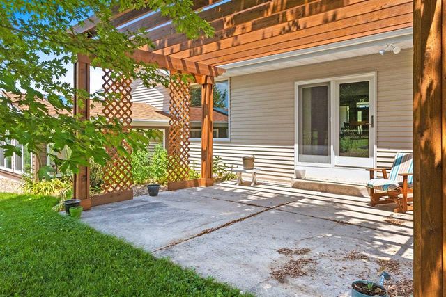 1374 ANGELS PATH, De Pere, WI 54115