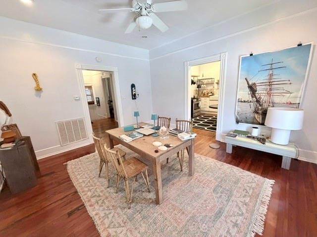 1803 21 Street UP, Galveston, TX 77550