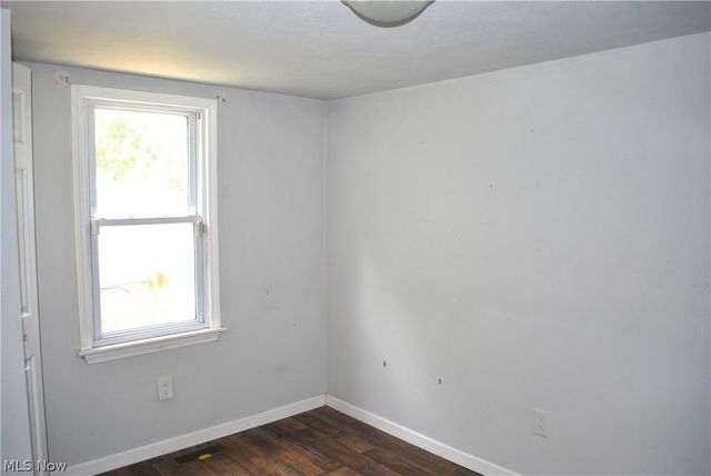 320 Broadway Street, Amherst, OH 44001