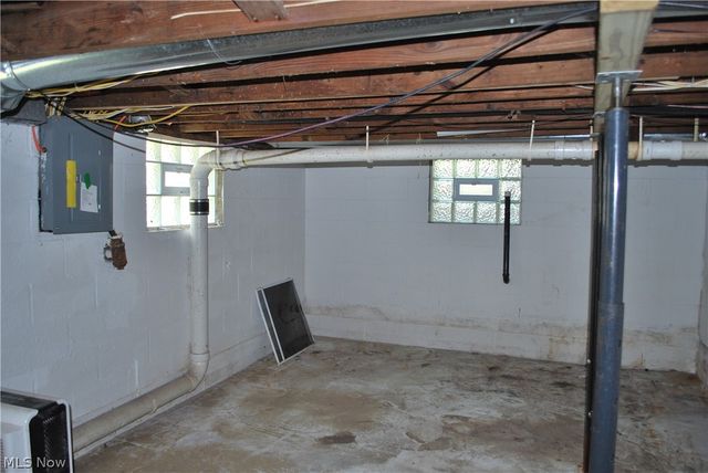320 Broadway Street, Amherst, OH 44001