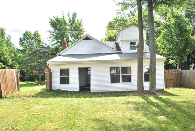 320 Broadway Street, Amherst, OH 44001