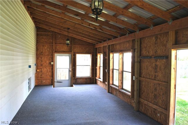 320 Broadway Street, Amherst, OH 44001