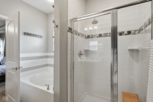 6217 Andrews Way, Whitestown, IN 46075
