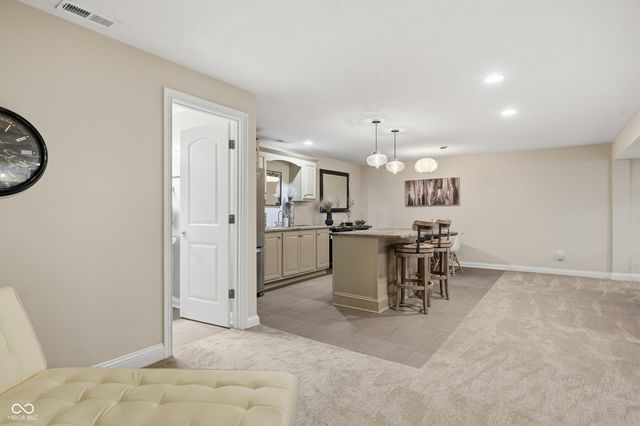 6217 Andrews Way, Whitestown, IN 46075