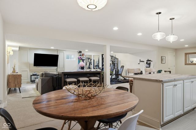 6217 Andrews Way, Whitestown, IN 46075