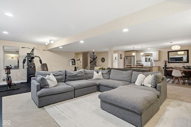 6217 Andrews Way, Whitestown, IN 46075