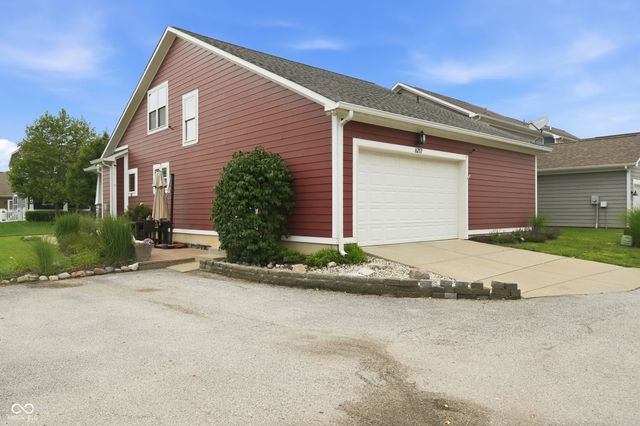6217 Andrews Way, Whitestown, IN 46075