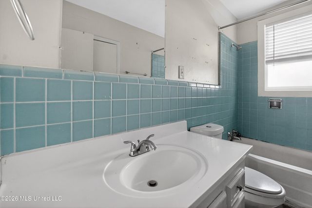 343 N Broadmoor Drive, Jackson, MS 39206