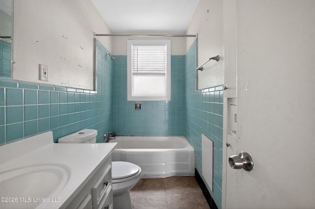 343 N Broadmoor Drive, Jackson, MS 39206