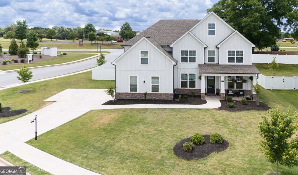301 Rexmere Road, Mcdonough, GA 30252