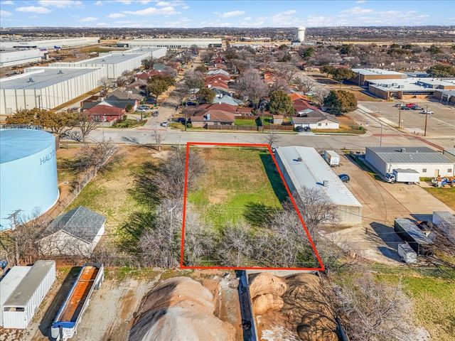 4320 Glenview Drive, Haltom City, TX 76117