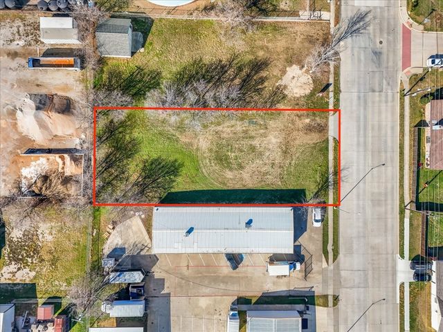 4320 Glenview Drive, Haltom City, TX 76117