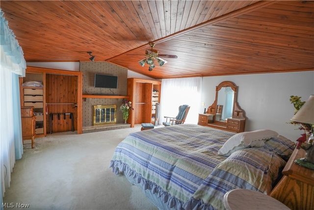 1554 Woods Road, Akron, OH 44306