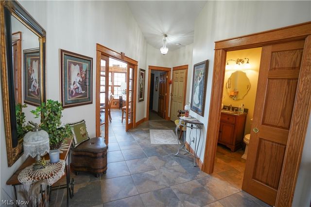 1554 Woods Road, Akron, OH 44306