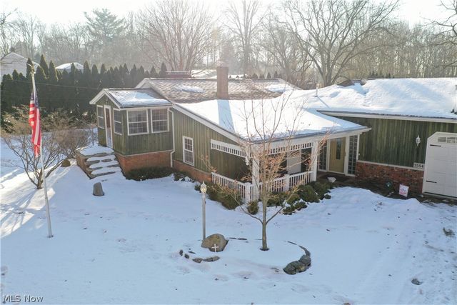 1554 Woods Road, Akron, OH 44306