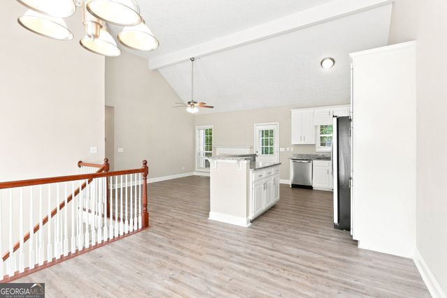 4876 Hunt Club Drive, Flowery Branch, GA 30542