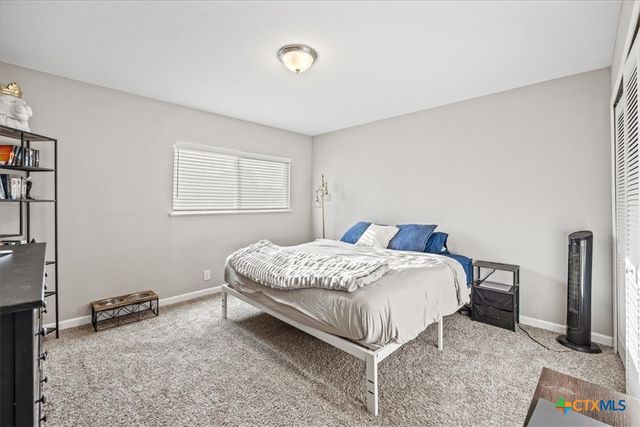 11926 Holm Oaks Drive, San Antonio, TX 78249