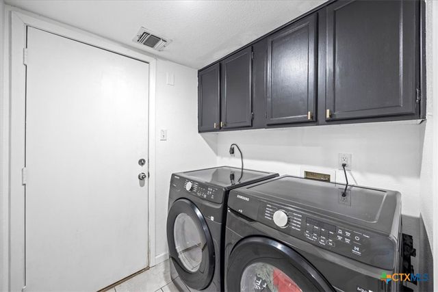 11926 Holm Oaks Drive, San Antonio, TX 78249